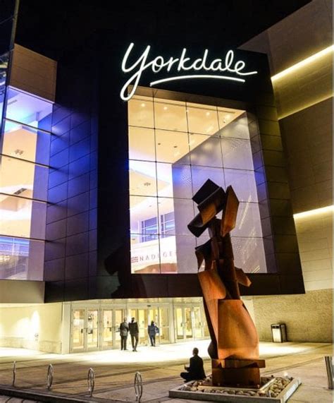 yorkdale mall brands.